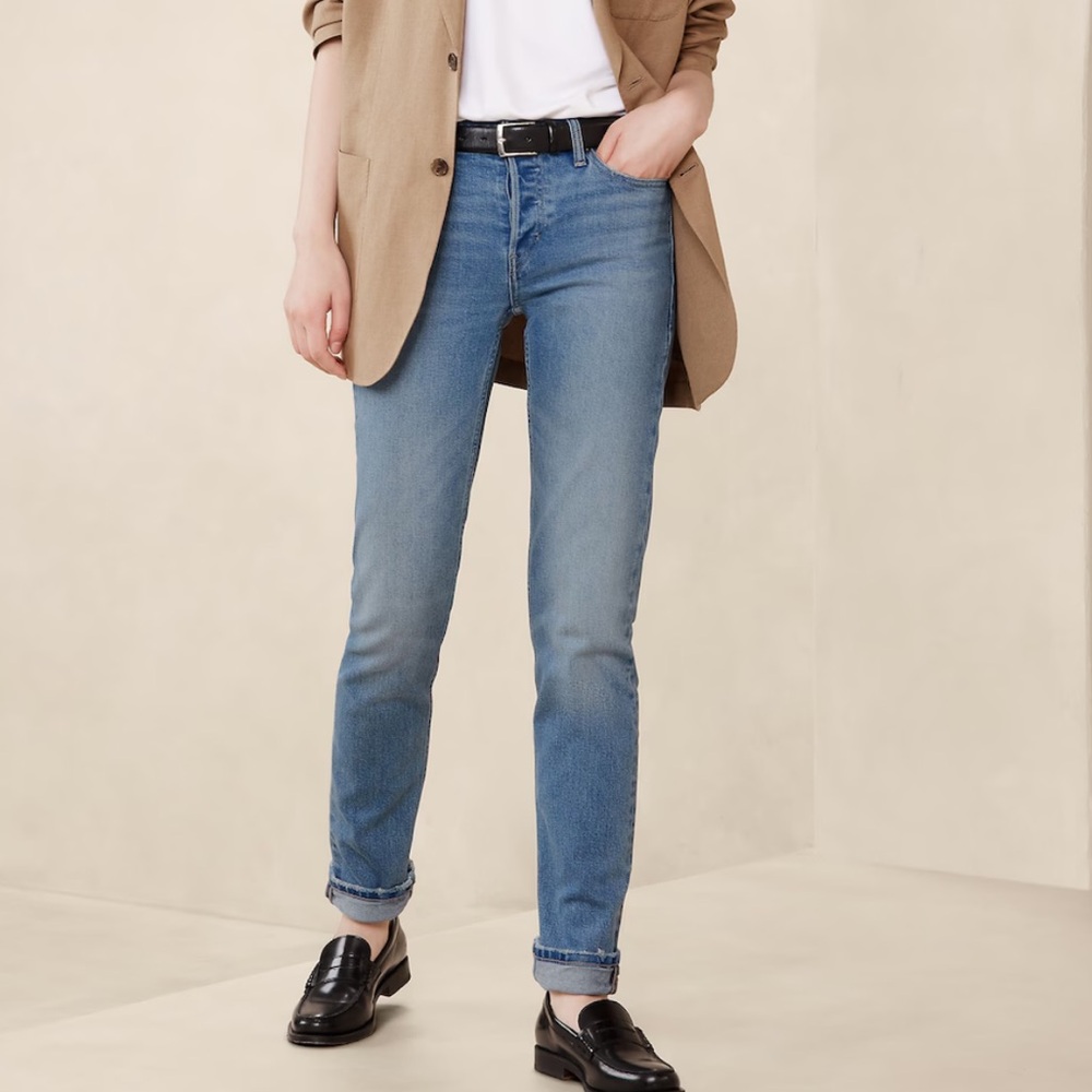 Banana Republic Low Rise Straight Jeans